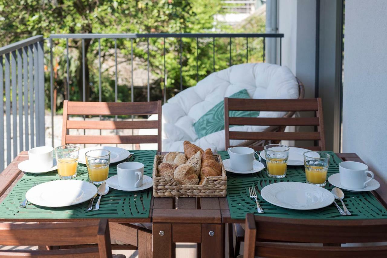 Lovelystay - Downtown Balcony Apartment With Free Parking Porto Exterior photo